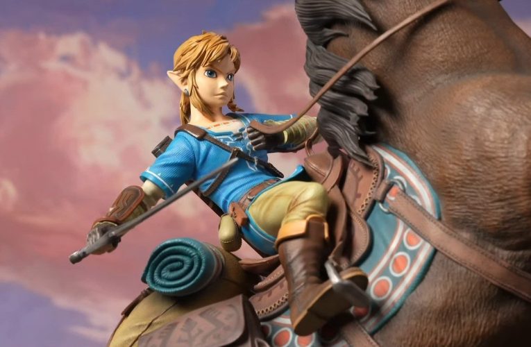 Première 4 Figures taquine Legend Of Zelda 'Link On Horseback’ Statuette en résine