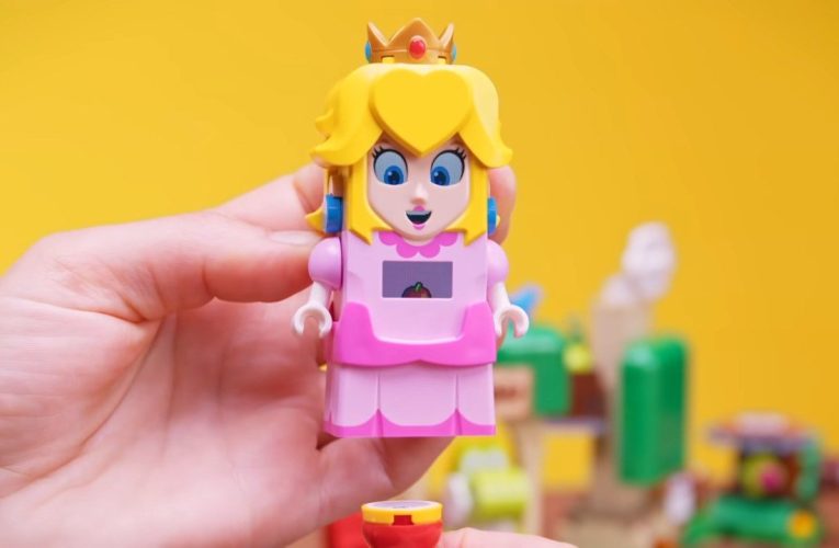 Vídeo: Nintendo ofrece a los fanáticos de Super Mario un primer vistazo a LEGO Princess Peach