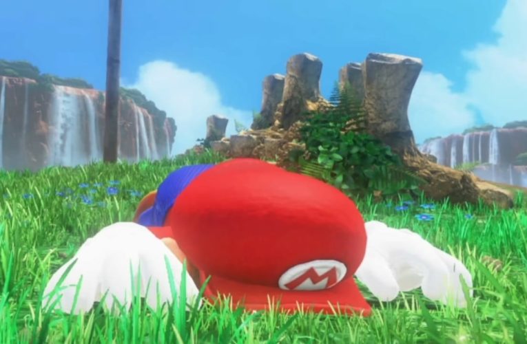 Random: YouTuber Speedruns Touching Grass (In Every Mario Game)